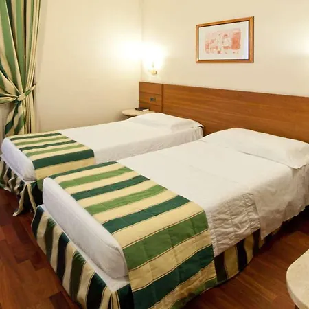 Hotel Mirage Sure Collection By Western