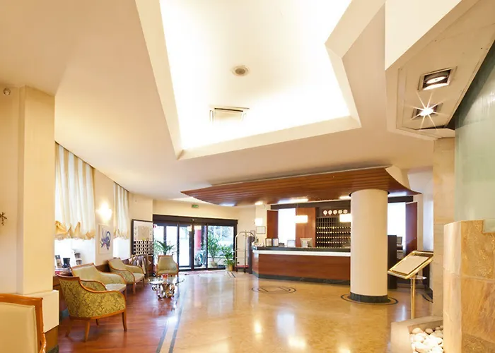 Hotel Mirage Sure Collection By Western 4*