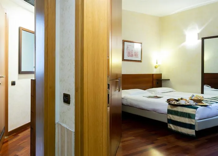 Hotel Mirage Sure Collection By Western 4*