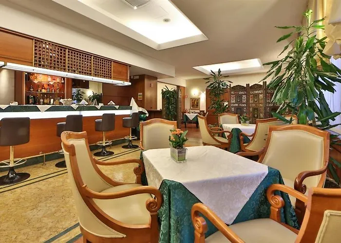 Hotel Mirage Sure Collection By Western 4*